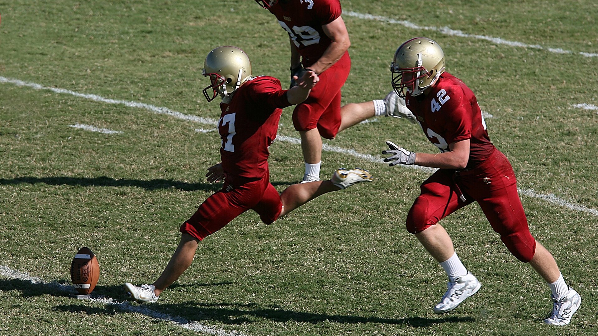 赛事平台引入虚拟现实体验为观众带来沉浸式观赛新体验，虚拟现实比赛